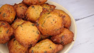 Buñuelos de bacalao  Muy melosos Receta Fácil [upl. by Ennaitsirk]