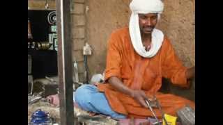 Traditional Tuareg Tea with the Silversmith s in Tamanrasset [upl. by Arat]