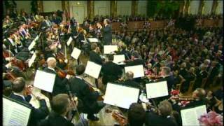 Nikolaus Harnoncourt and Vienna Philharmonic  New Years Concert 2001 [upl. by Alitha]