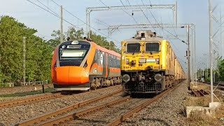 2 VANDE BHARAT vs RAJDHANI EXPRESS  🔥 PREMIUM TRAINS Goes Mad At Crazy Speed 😱🔥 [upl. by Alyce]