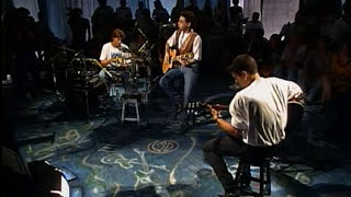 Legião Urbana  Teatro dos Vampiros  Acústico MTV 1999 [upl. by Hackney]