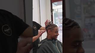 BRADLEY BARCOLA AU SALON  PARTIE 2 foot football psg haircut barber bradleybarcola [upl. by Dusty]