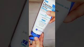 DERMIVE Oil free Moisturiser reviewSpf 20 Best sunscreen for all skin types shortsviral [upl. by Elohcim]