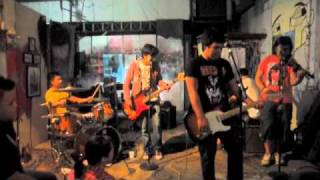 Para San Pa by Silent Sanctuary Live at SS christmas party 2010 [upl. by Enirroc444]