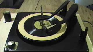 Cab Calloway Sings quotMinnie the Moocherquot 78RPM HeathKit RP3 Glaser Steers GS77 [upl. by Aleakim]