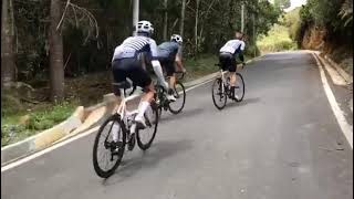 Rigoberto Urán  Santiago Botero  Camilo Villegas  Entrenando ciclismo gorigogo antioquia [upl. by Ayiram610]