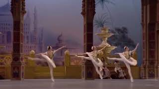 LE CORSAIRE  Pas de Trois des Odalisques Bolshoi Ballet [upl. by Sitoel]