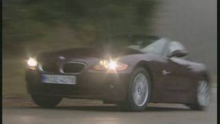 BMW Z4 25i Der BMWRoadster mit kleinem Sechszylinder im MotorvisionTest [upl. by Eneluj]