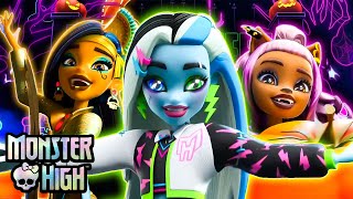 Monster High™ Latino  ¡Momentos FANTASMAles de Halloween 🎃🦇 [upl. by Asseral]