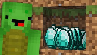 PVP Minecraft But Everything is Random [upl. by Ylliw]