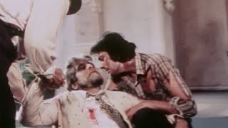 Sanjay Dutt Dilip Kumar Shammi Kapoor Amrish Puri  Vidhaata Movie Climax Scene [upl. by Hinze995]