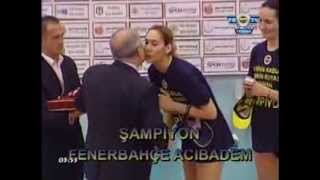 Fenerbahçe Kadın Voleybol takımı şampiyon  2009  Kupa Töreni [upl. by Lisandra]