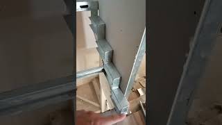 ASI SE HACE UNA ESCALERA DE STEEL FRAMING [upl. by Enotna806]