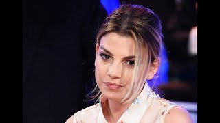 Emma Marrone in mutandine di pizzo nero troppo trasparenti fan in delirio  La prove del notizia [upl. by Wurster]