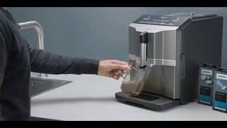 How to De Siemens EQ3 espressomachine reinigen en ontkalken [upl. by Konstanze168]