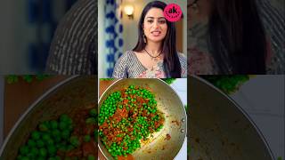 Pakhi making matar sabji ytshorts ghumhaikisikeypyaarmeiin saivirat matar recipe [upl. by Savvas]