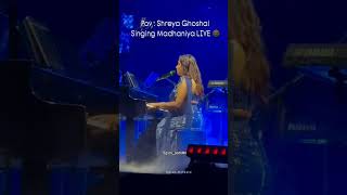 Madhaniya live by shreya Ghoshal [upl. by Haonam]