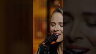 Gemma Hayes  High amp Low  Live on Fanning At Whelans [upl. by Appleby366]