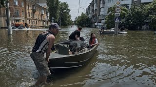 La amenaza de contaminación industrial biológica y militar por la voladura de la presa [upl. by Ardnoet]