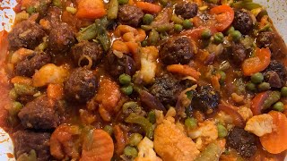 How to cook Meatballs  burete with vegetables 🥗 [upl. by Eulalie]