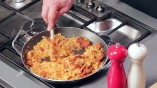 Paella maken  recept Allerhande [upl. by Mitman]