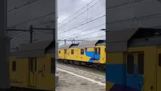 Meetrein verlaat Amersfoort opstel [upl. by Helsell]