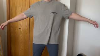 FEAR OF GOD ESSENTIALS OVERSIZED T SHIRT REVIEW  1 YEAR CORE COLLECTION [upl. by Barber698]