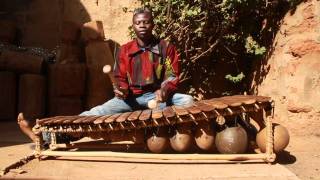 Balafon style quotSénoufoquot  Adama Diabaté  BaraGnouma [upl. by Hadnama]