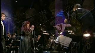 Quincy Jones Chaka Khan amp Simply Red live  Everything Must Change [upl. by Irwin]