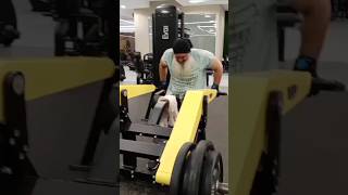 تمرين plate loaded seated triceps machine bodyimprovementgymmotivation muscledevelopment [upl. by Adrian]