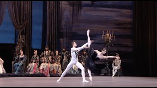 SWAN LAKE  Pas de deux act 2  Bolshoi Ballet in Cinema 2122 season [upl. by Gen]