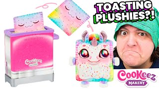 TOAST PLUSHIES Unboxing 10 Viral Mystery Plushies Cookeez Toasty Treatz [upl. by Nomled884]