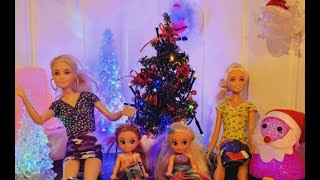 Elsa amp Anna  CHRISTMAS DAY [upl. by Vladimar]