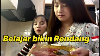 Istri Jepang belajar masak Rendang untuk sahur suami 😁 [upl. by Tekcirk]