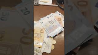 Банкноты 200 евро  Обзор banknotes collection collecting [upl. by Reldnahc]