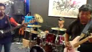 Jamming bersama The Legend Man Dayak [upl. by Wells]