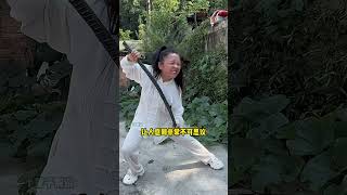 功夫大师拿钢筋当麻花来拧kungfu 功夫 funny 有趣 武术 传统武术 精彩片段运动 [upl. by Sweeney]