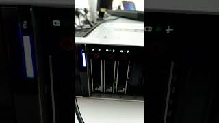 Dell Poweredge R740 RAID 5 LED Blinking [upl. by Trillbee]