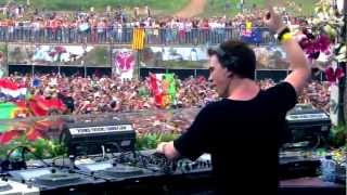 Hardwell  Spaceman vs Somebody that I used to Know Live Tomorrowland 2012 [upl. by Yattirb]