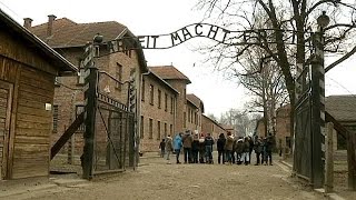 70 évvel Auschwitz után felejteni lehet elfeledni soha [upl. by Simmons482]