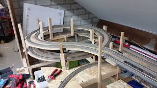 building track modelbaan anlage H0 part 94 c rails trix [upl. by Lebyram586]