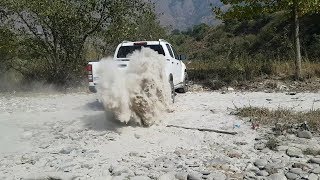 ISUZU DMAX VCROSS THE OFFROAD KING [upl. by Enitnatsnoc]