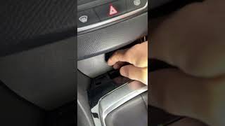 Peugeot 308 phase 2 II position prise OBD socket diagnostic [upl. by Norreg]