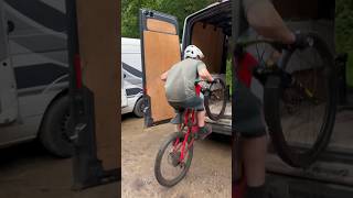 How to load the mtb in the van 🚴‍♂️🚚✔️ mtb vanlife iamspecialized [upl. by Thaddeus]