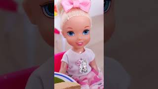 Elsie’s Dinner Date Disaster 💦 dolls youtubecreatorcommunity splash [upl. by Atalya80]