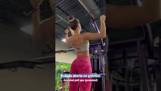 Puxada aberta no graviton assisted pull ups pronated  HelenaPetraFit [upl. by Valaria]