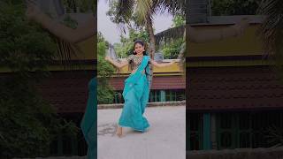 Jhalla Wallah💃 shorts jhallawallah trending dancecover [upl. by Chader]