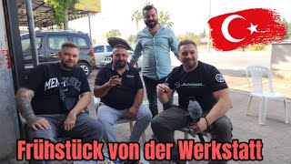 Mit den Jungs Tee trinken vor der Werkstatt chillen [upl. by Aiepoissac861]