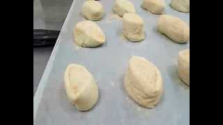 How to make Traditional Classic Pandesal [upl. by Fara369]