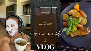 Vlogmas episode 1  home edition [upl. by Maxey]